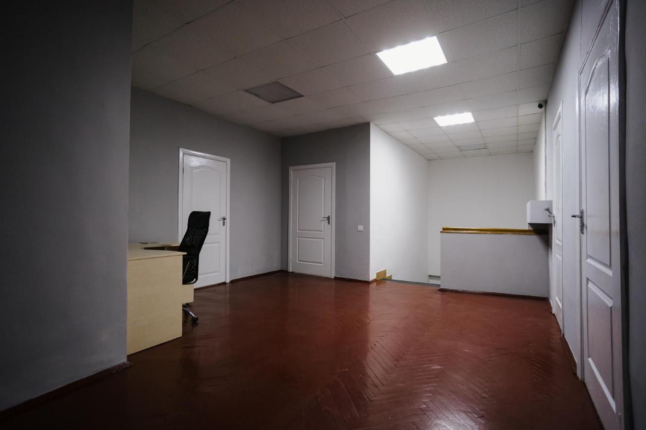 P2B Hostel & Bar เคียฟ ภายนอก รูปภาพ