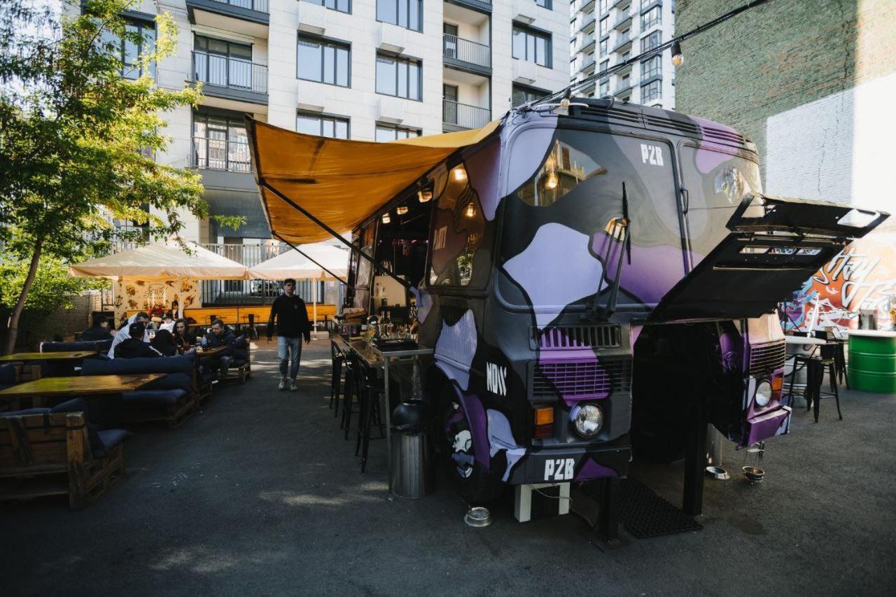 P2B Hostel & Bar เคียฟ ภายนอก รูปภาพ
